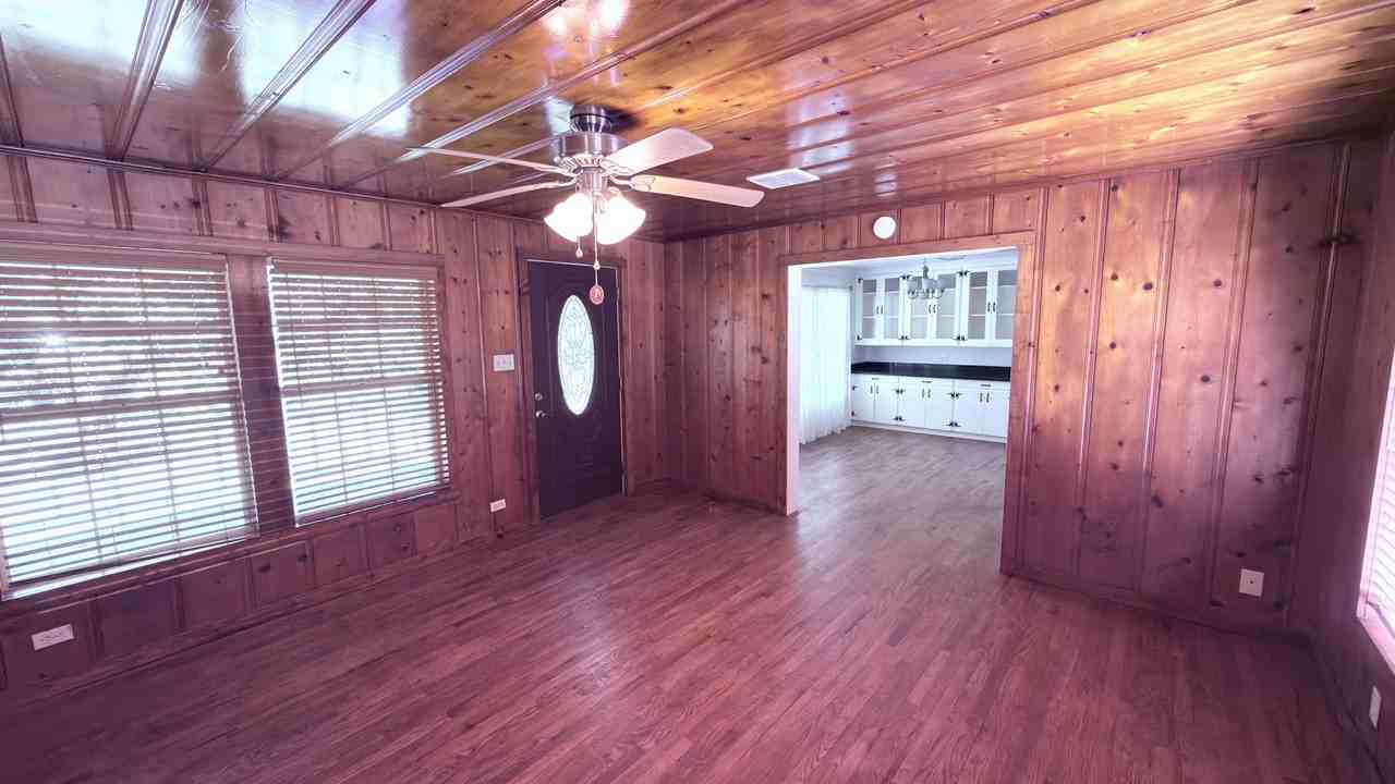 449 Speights Dr #NA - Photo 4 of 35