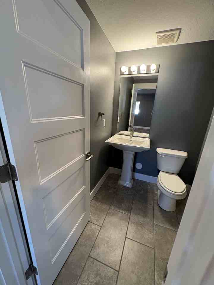 1742 Degiorgio St #NA - Photo 7 of 30