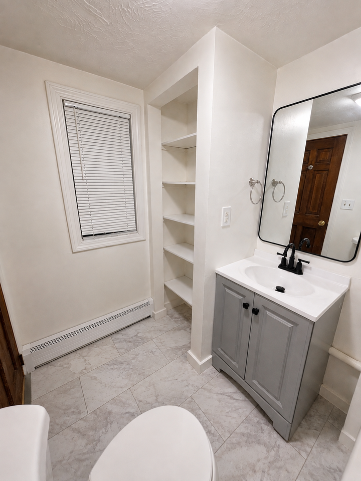 202 Alger St #A - Photo 6 of 20