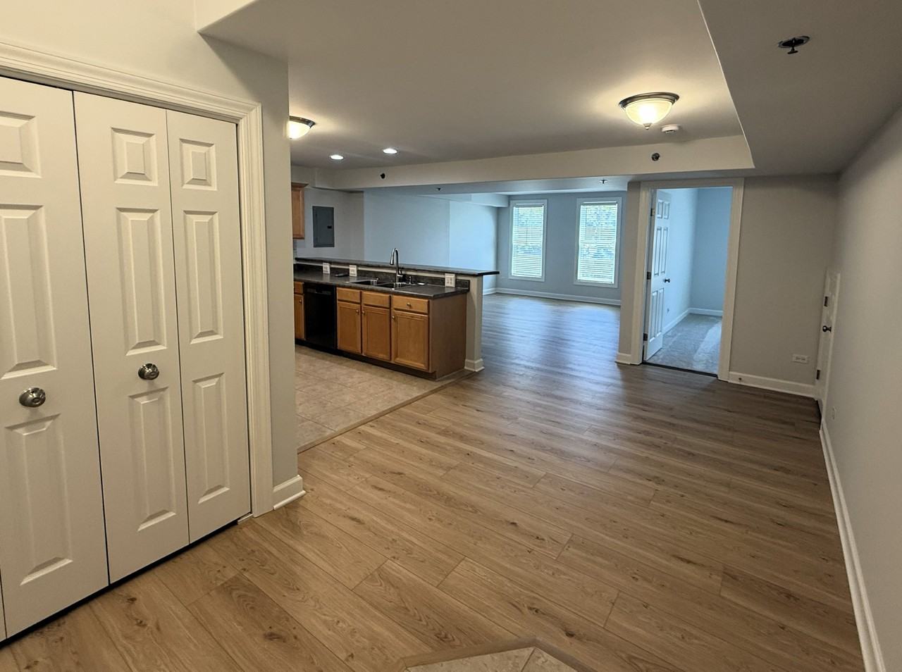 206 W Main St #2C - Photo 2 of 5