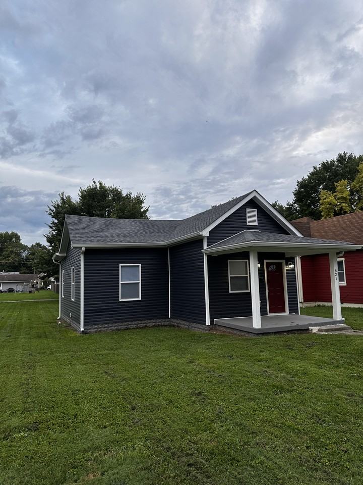 821 Morris Ave #NA - Photo 2 of 14