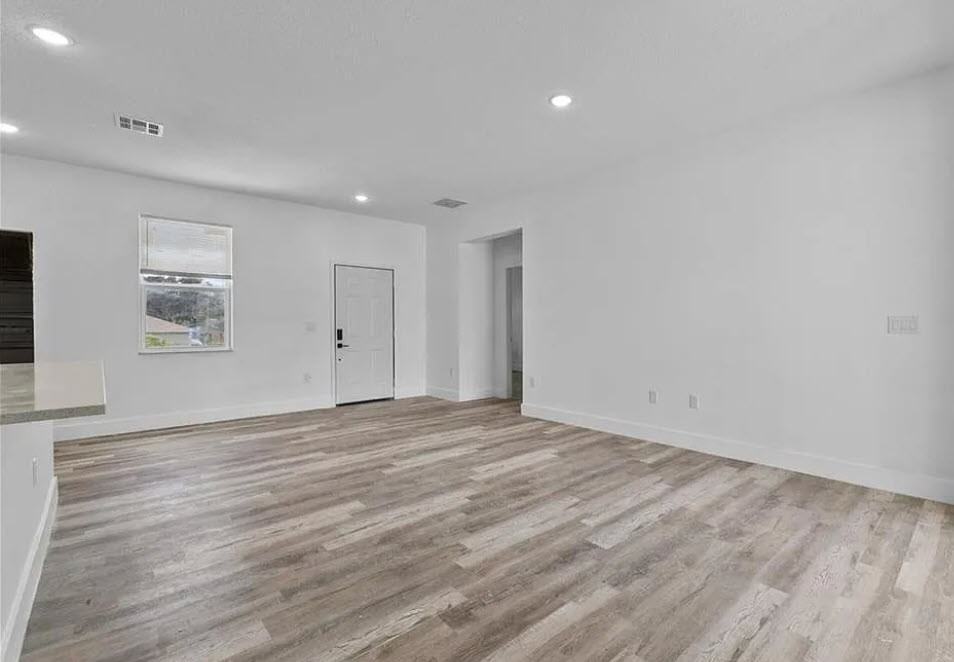 413 E Main St #NA - Photo 3 of 8