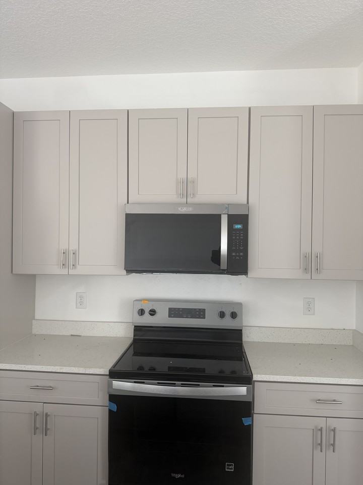 413 E Main St #NA - Photo 5 of 8