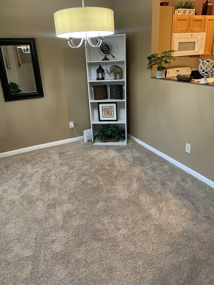2760 W Greens Ct - Photo 5 of 10