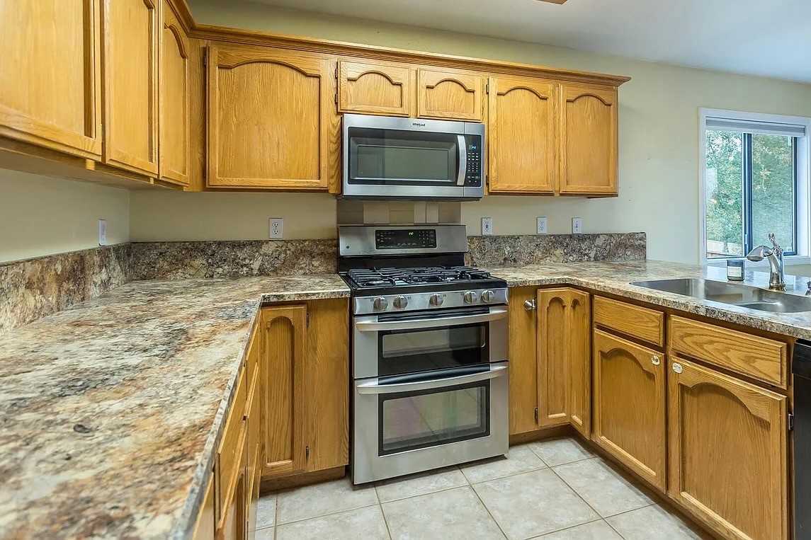 2140 Hartly Cir #NA - Photo 4 of 7