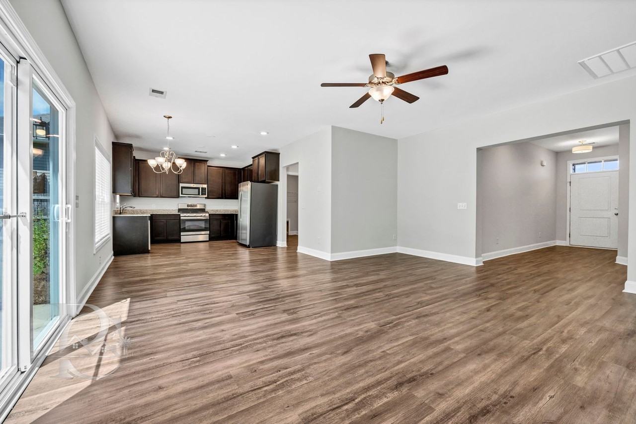 409 Silver Anchor Dr - Photo 6 of 30