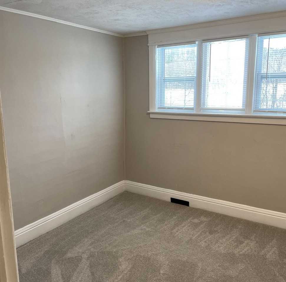 119 Merrill Street - Photo 6 of 9