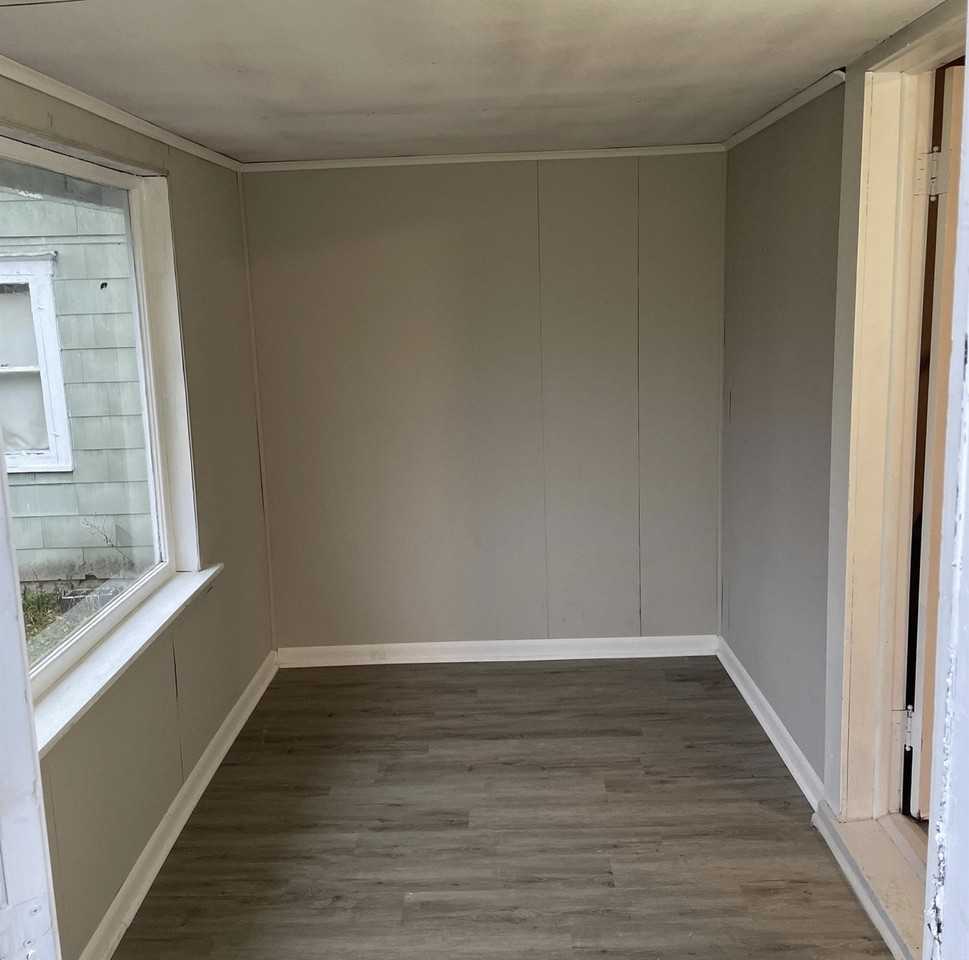 119 Merrill Street - Photo 5 of 9