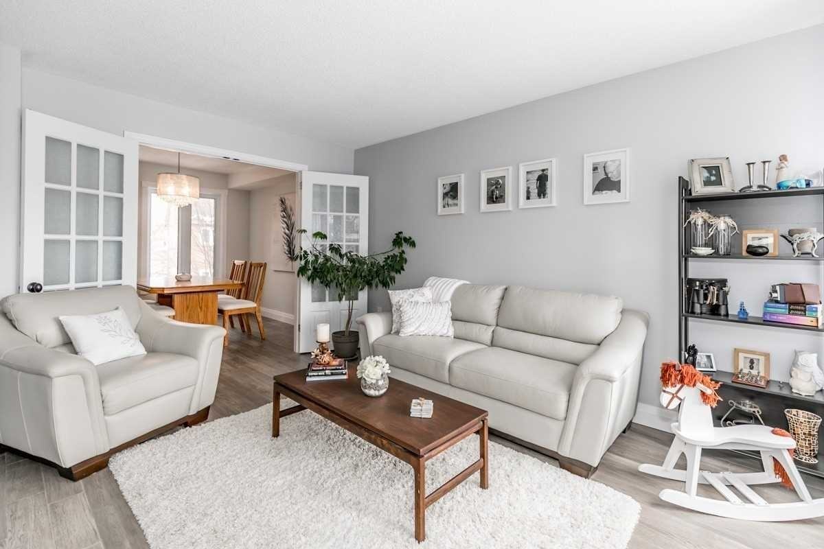 16 Brushwood Cres - Photo 2 of 20