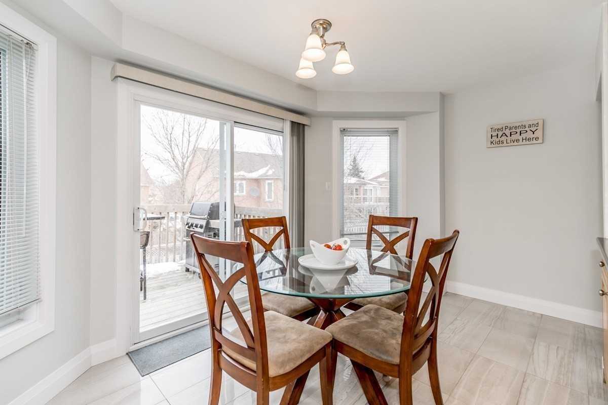 16 Brushwood Cres - Photo 4 of 20