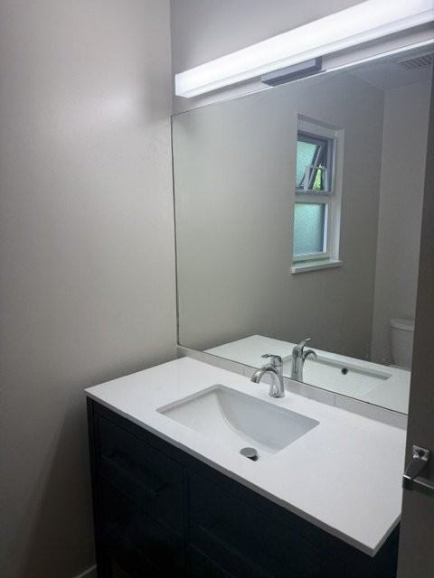 4285 Bond St - Photo 5 of 11