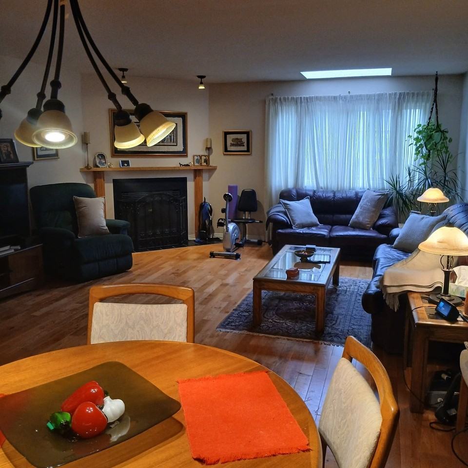 30 Moss Blvd - Photo 3 of 20