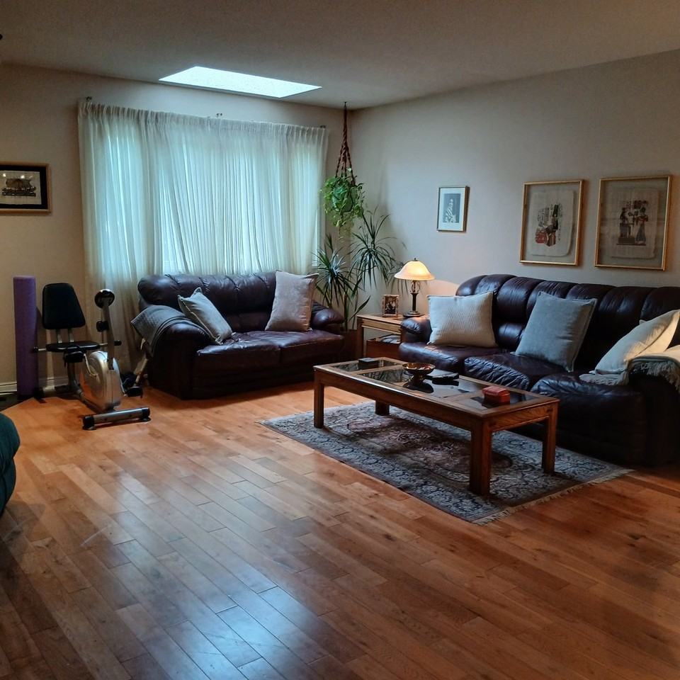 30 Moss Blvd - Photo 4 of 20