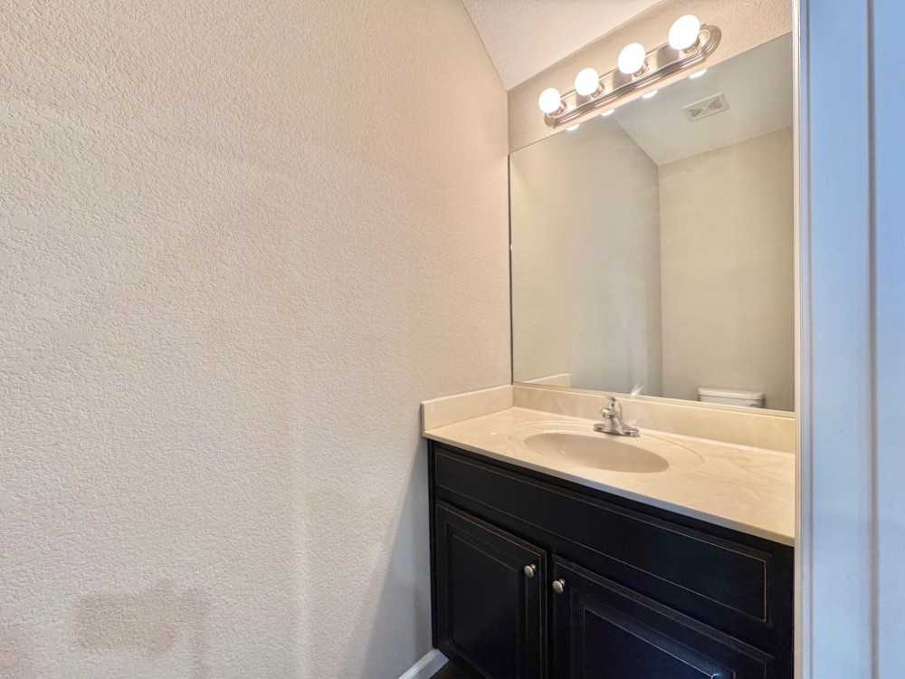 2509 Forest Home Rd #4 - Photo 6 of 24