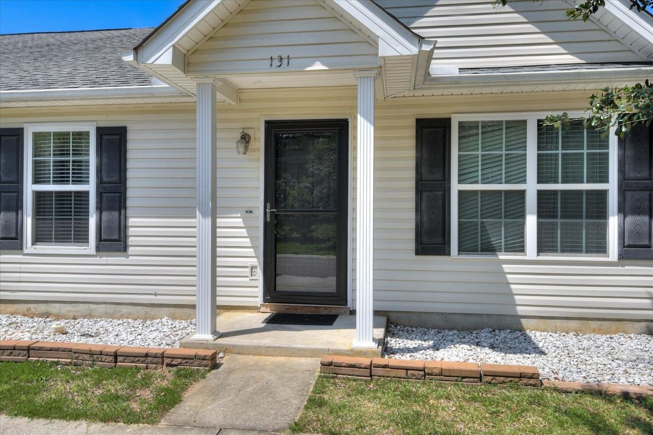 131 Bevington Dr - Photo 4 of 29