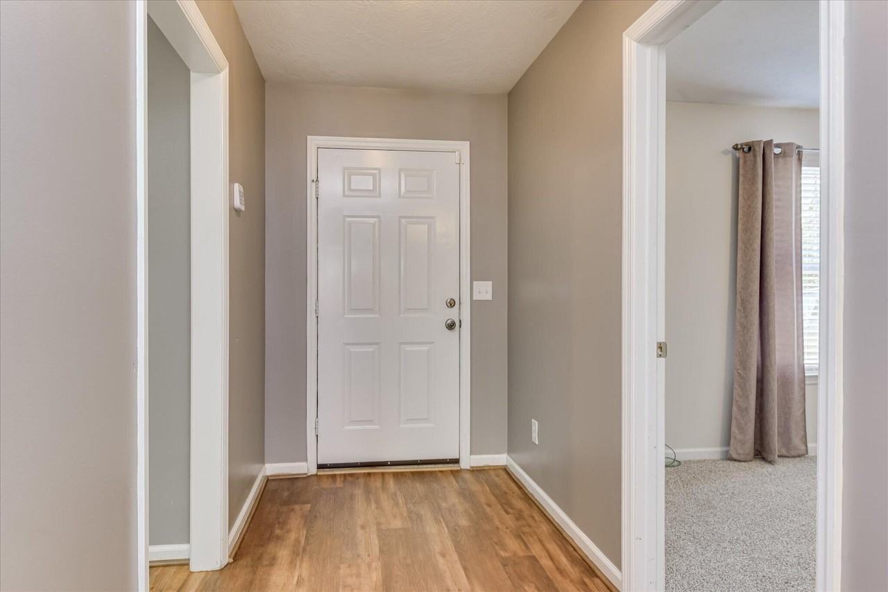 131 Bevington Dr - Photo 6 of 29