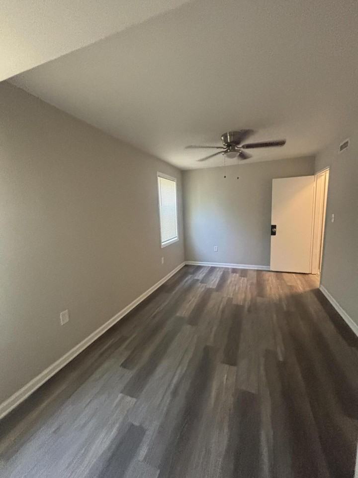 1160 Aldrich St Ne - Photo 6 of 17