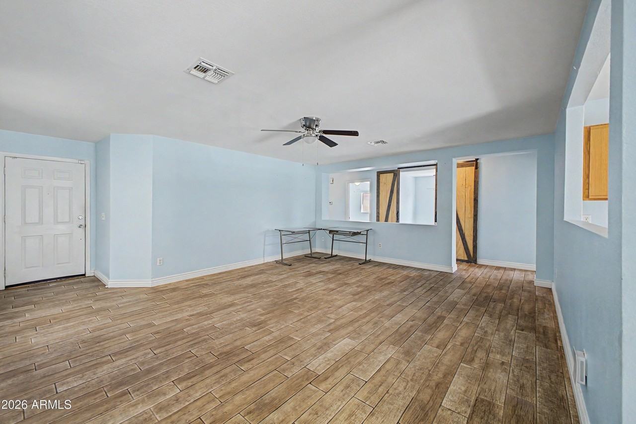 12480 N B St - Photo 3 of 16