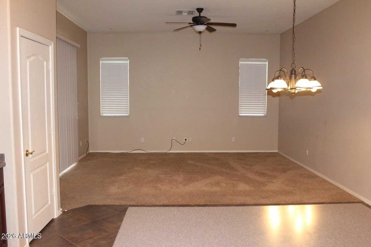 7461 W Lariat Ln - Photo 4 of 6