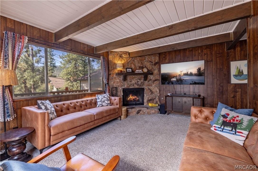 42800 Cougar Rd - Photo 3 of 16