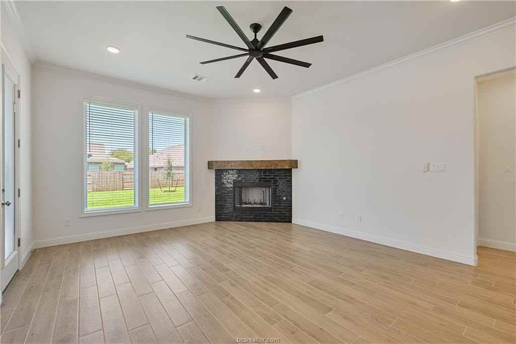 3709 Lamar Hollow Ct - Photo 6 of 32