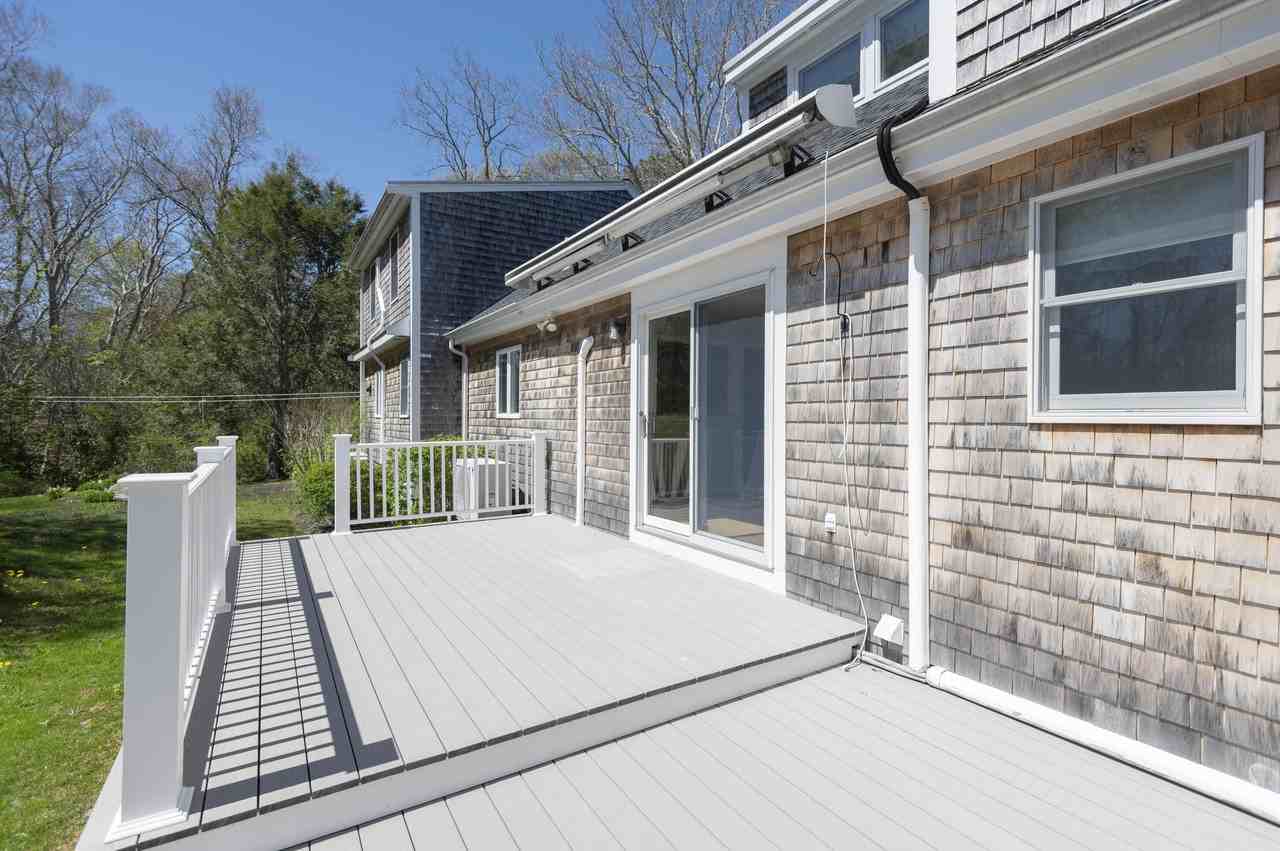 265 Woods Hole Rd - Photo 5 of 50