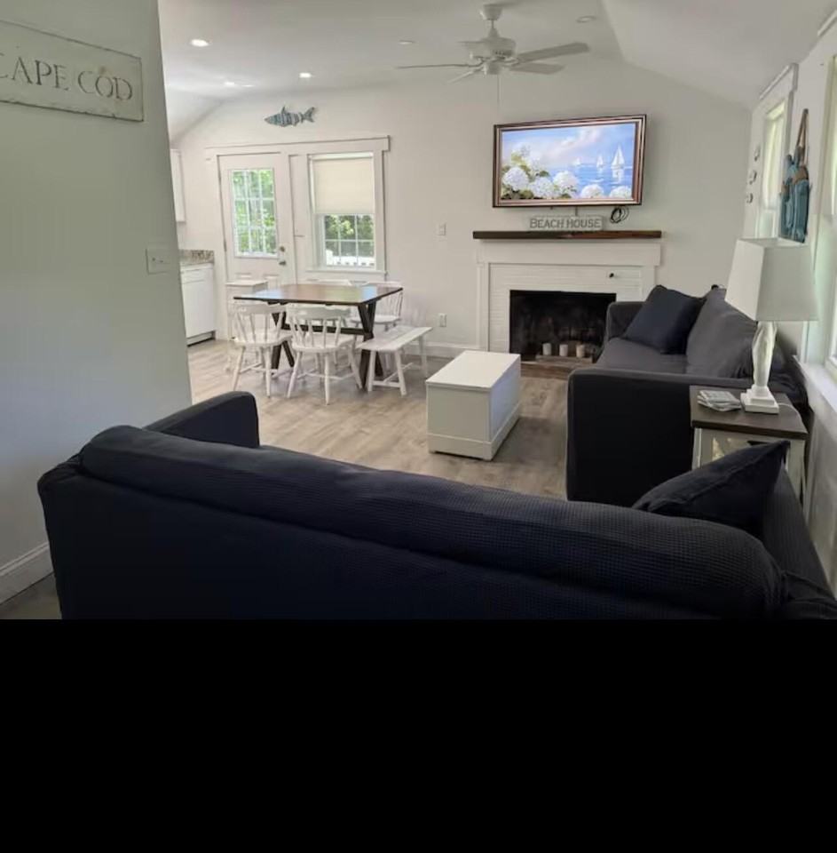 207 Telegraph Rd - Photo 3 of 19