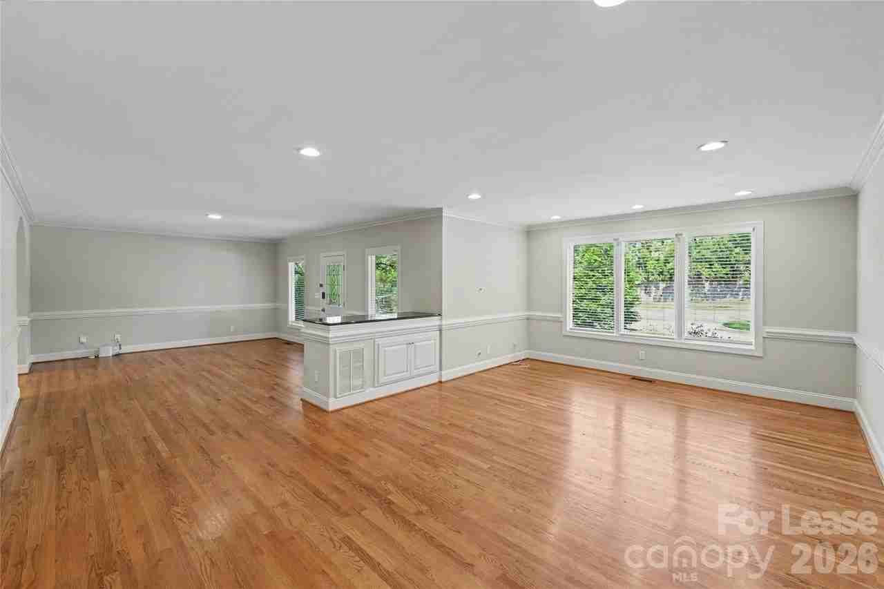 2545 Rea Rd - Photo 2 of 48