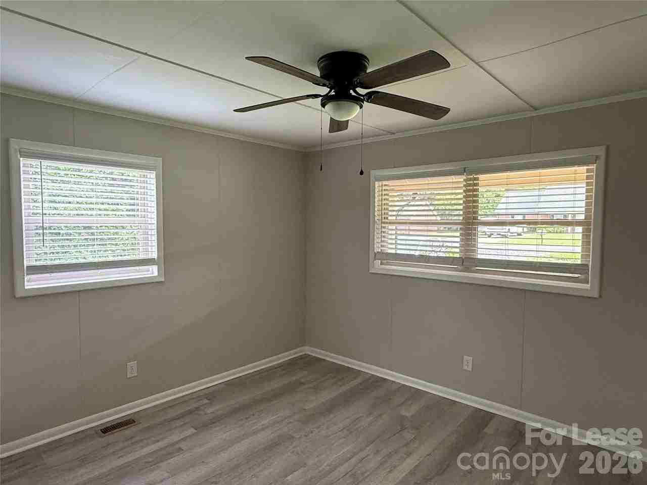 1773 River Rd - Photo 6 of 10