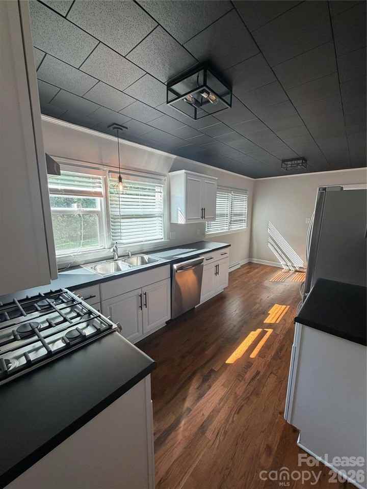 101 Mcentire Ave - Photo 5 of 12