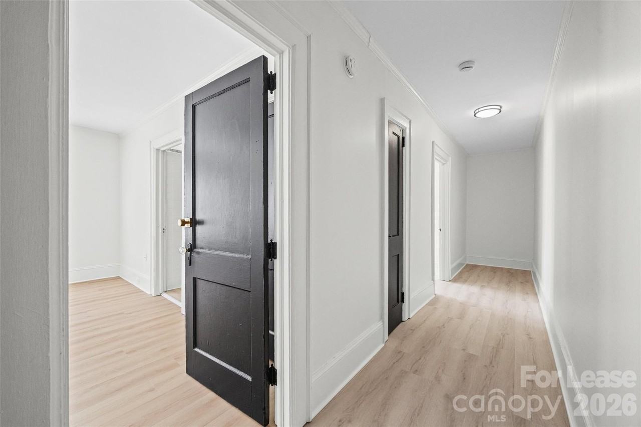 49 Corban Ave Sw #15 - Photo 3 of 17