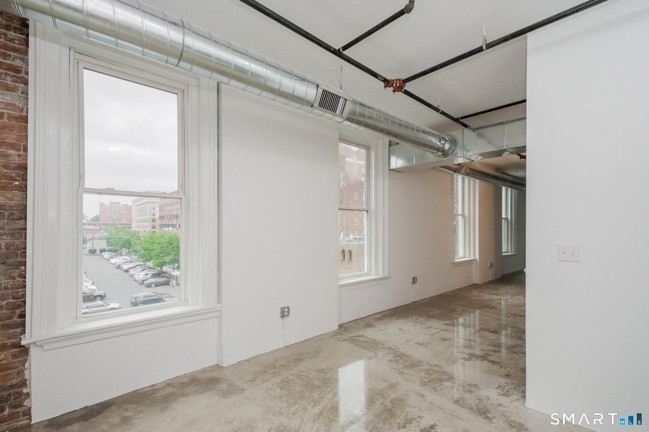 289 Asylum St #2W - Photo 3 of 6