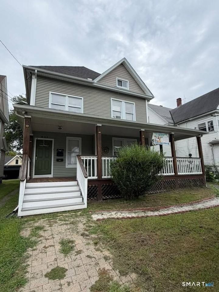 844 Colorado Ave - Photo 4 of 23