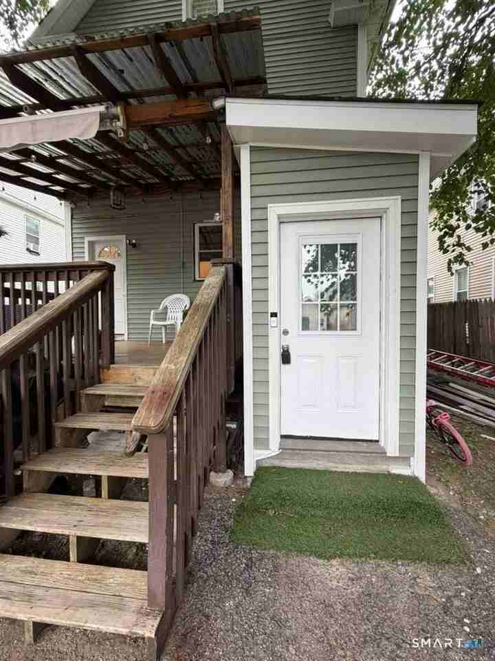 844 Colorado Ave - Photo 5 of 23