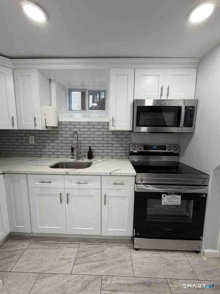 844 Colorado Ave - Photo 7 of 23