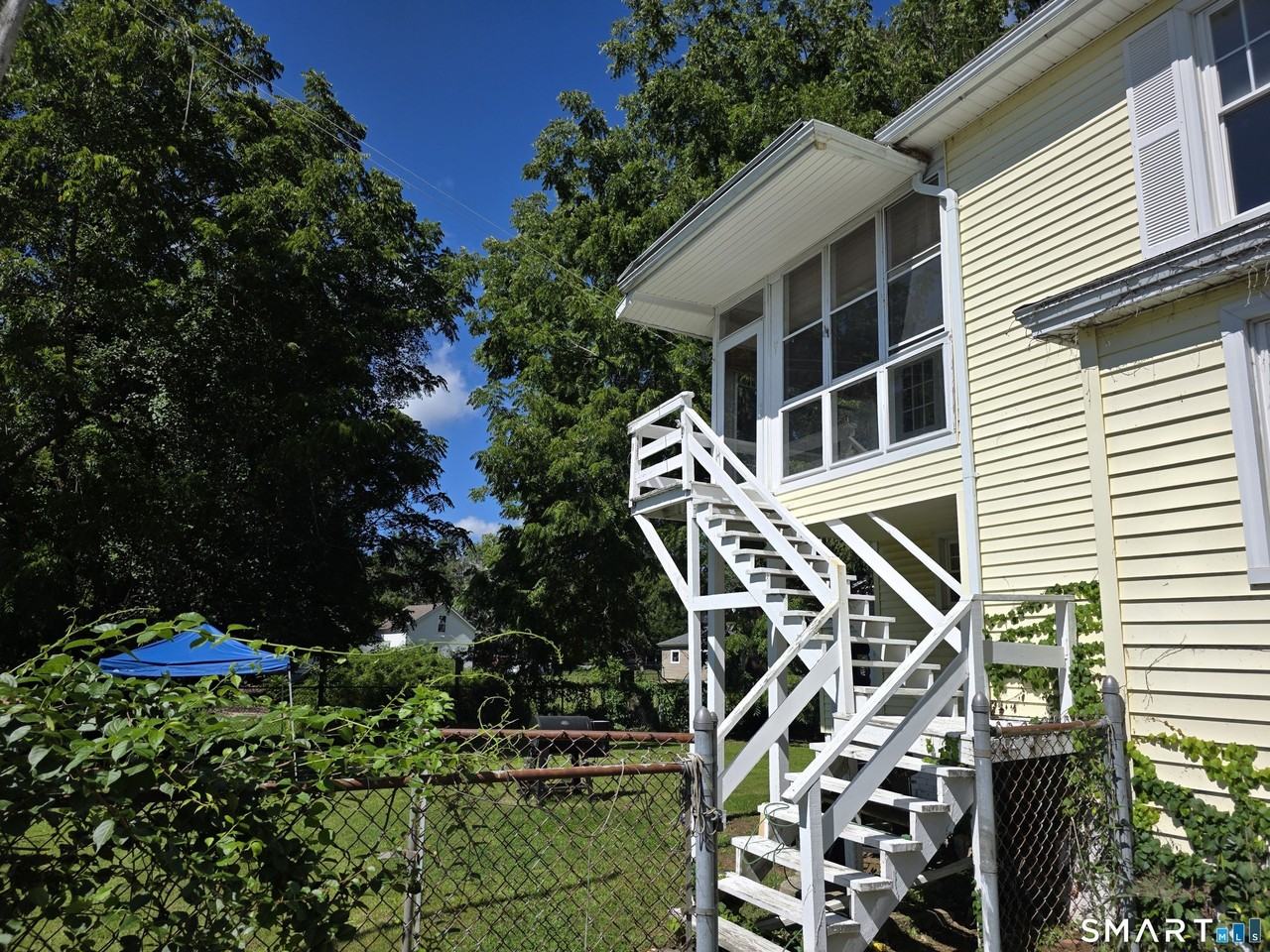 1921 Hawkins St - Photo 3 of 26