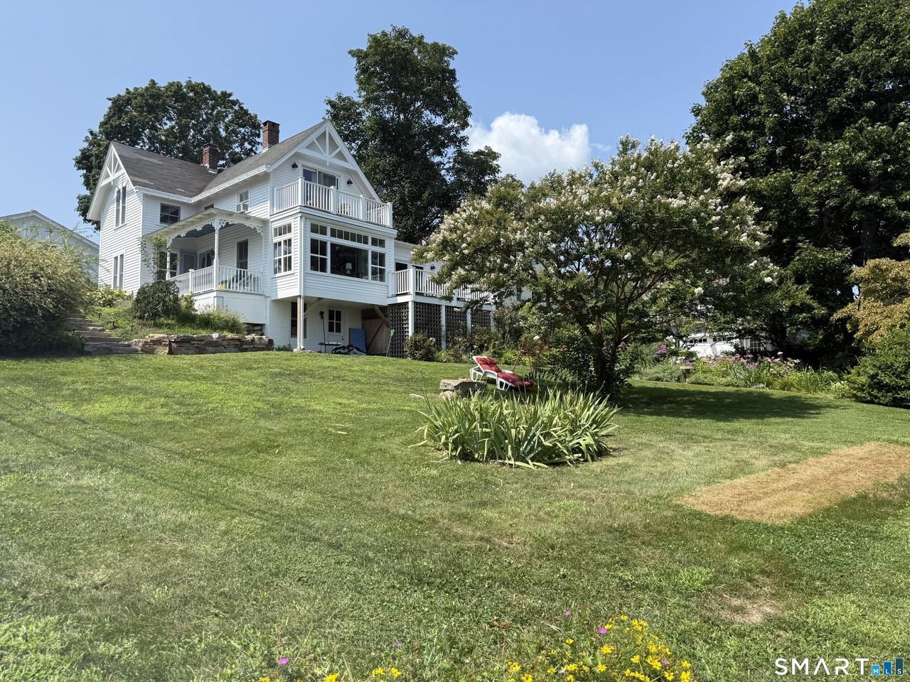 17 Smith Ct - Photo 2 of 13