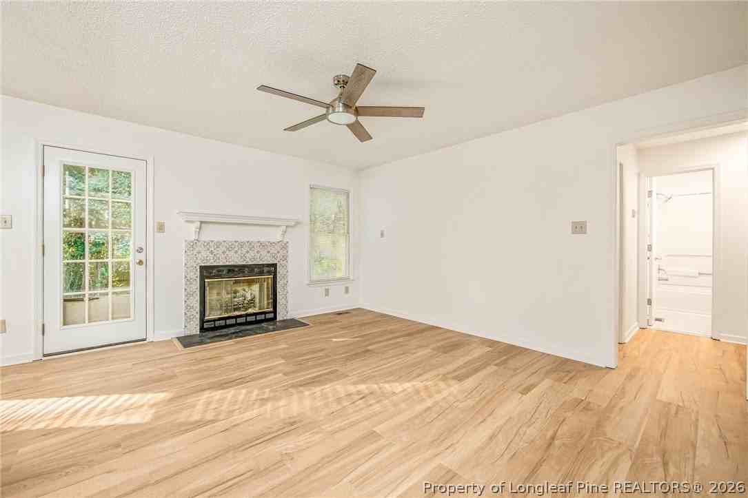 7010 Medway Ct - Photo 7 of 34