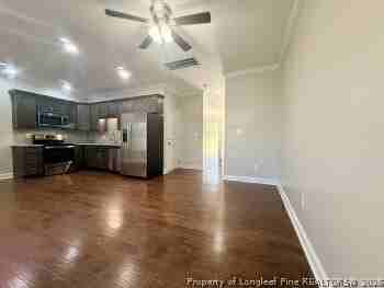 3101 Cope St - Photo 4 of 21