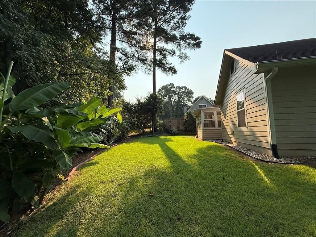 3897 Saddlecreek Dr - Photo 6 of 40