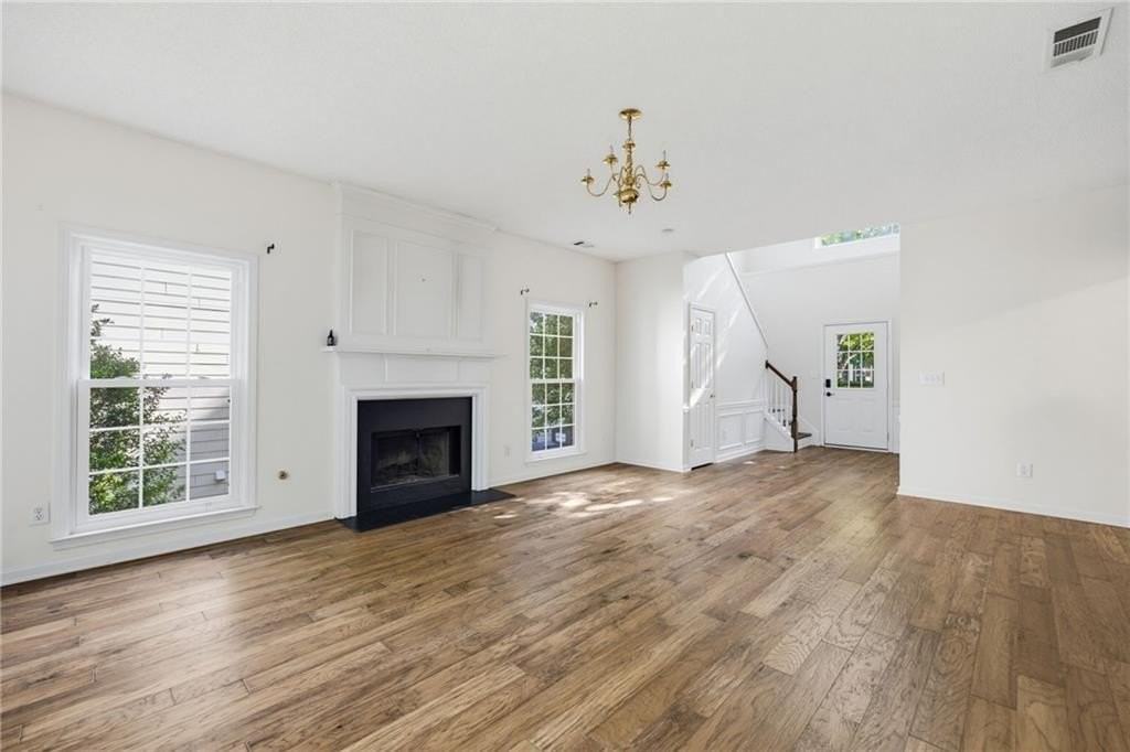 2599 Alvecot Cir Se - Photo 6 of 24