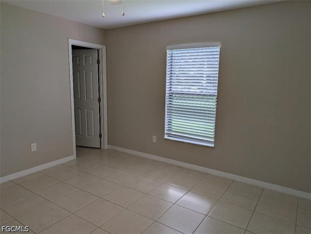 3706 Se 9th Pl - Photo 6 of 10