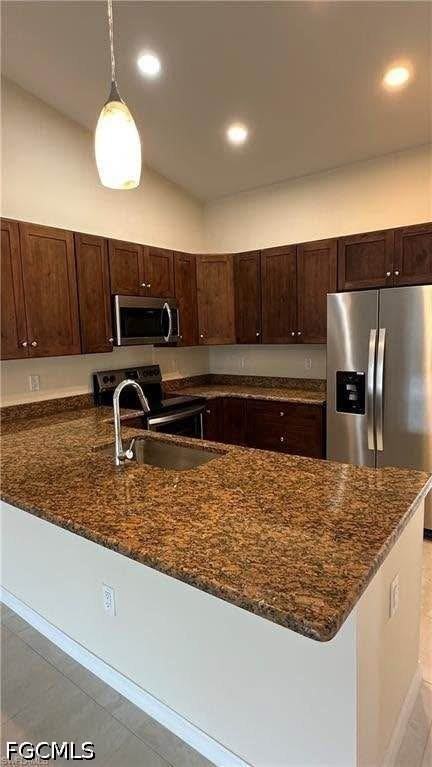 1609 Savona Pkwy W - Photo 3 of 21