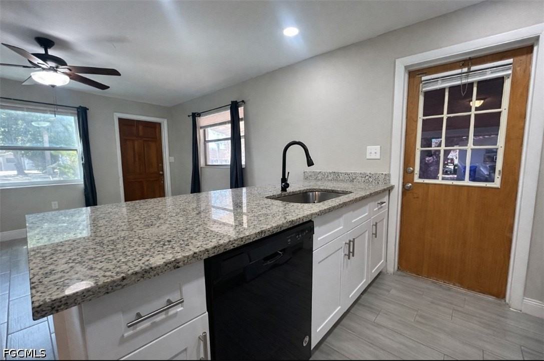 917 Freemont St - Photo 6 of 15