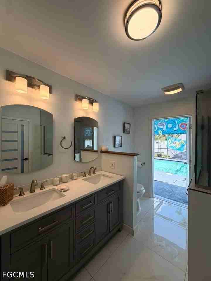 2267 Aldridge Ave - Photo 3 of 23