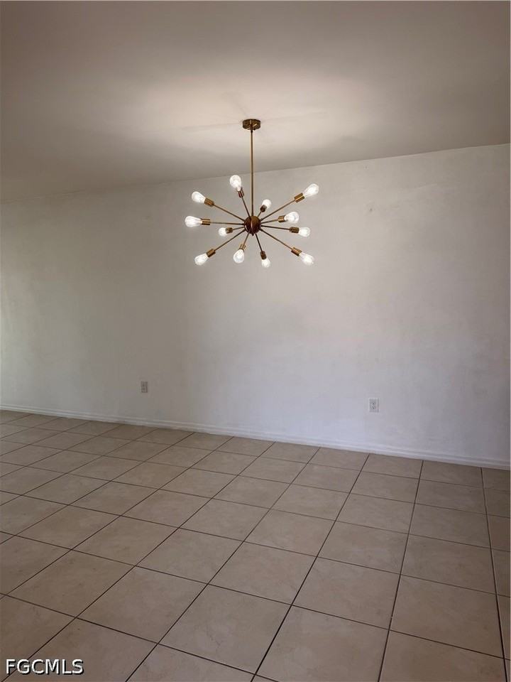 10801 Crossback Ln - Photo 3 of 23