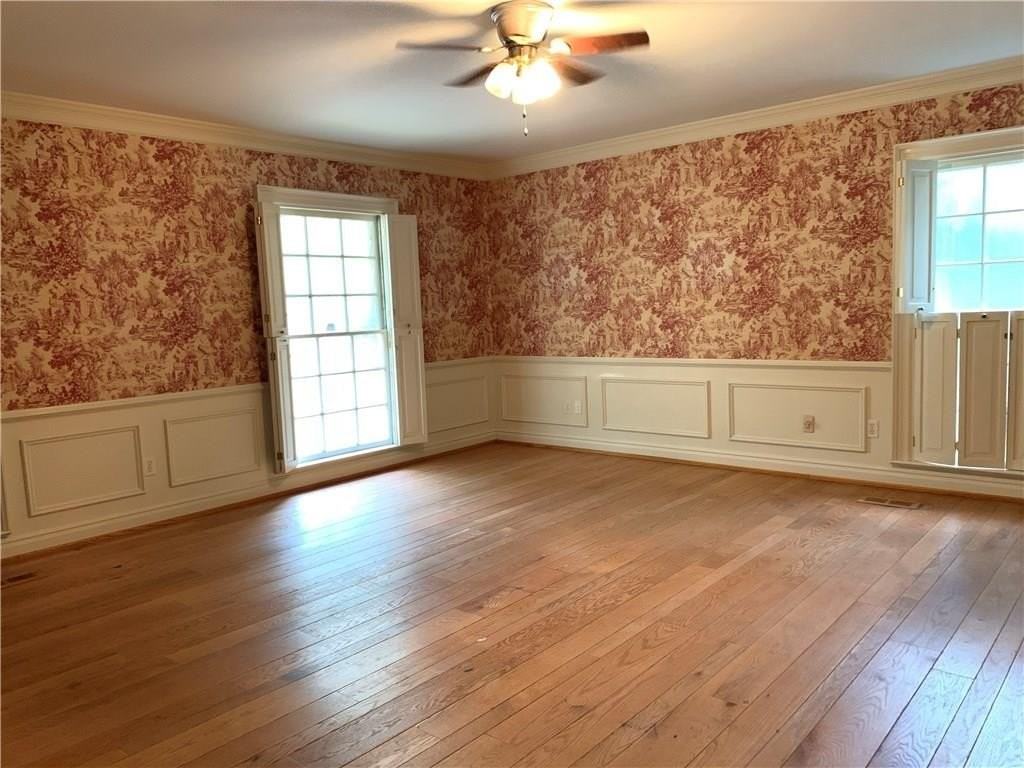 246 S Mcgregor Ave - Photo 3 of 32