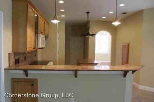 296 Hammock Oak Cir - Photo 3 of 8