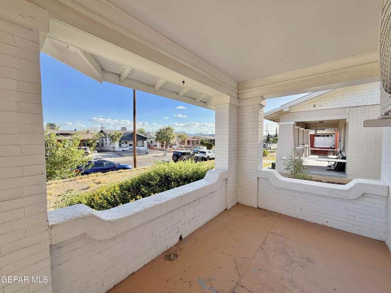 3429 Tularosa Ave - Photo 3 of 15