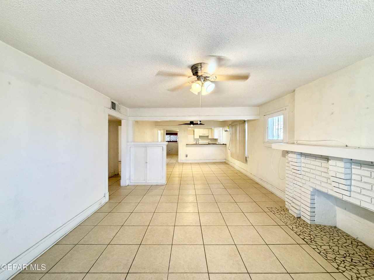 3429 Tularosa Ave - Photo 4 of 15